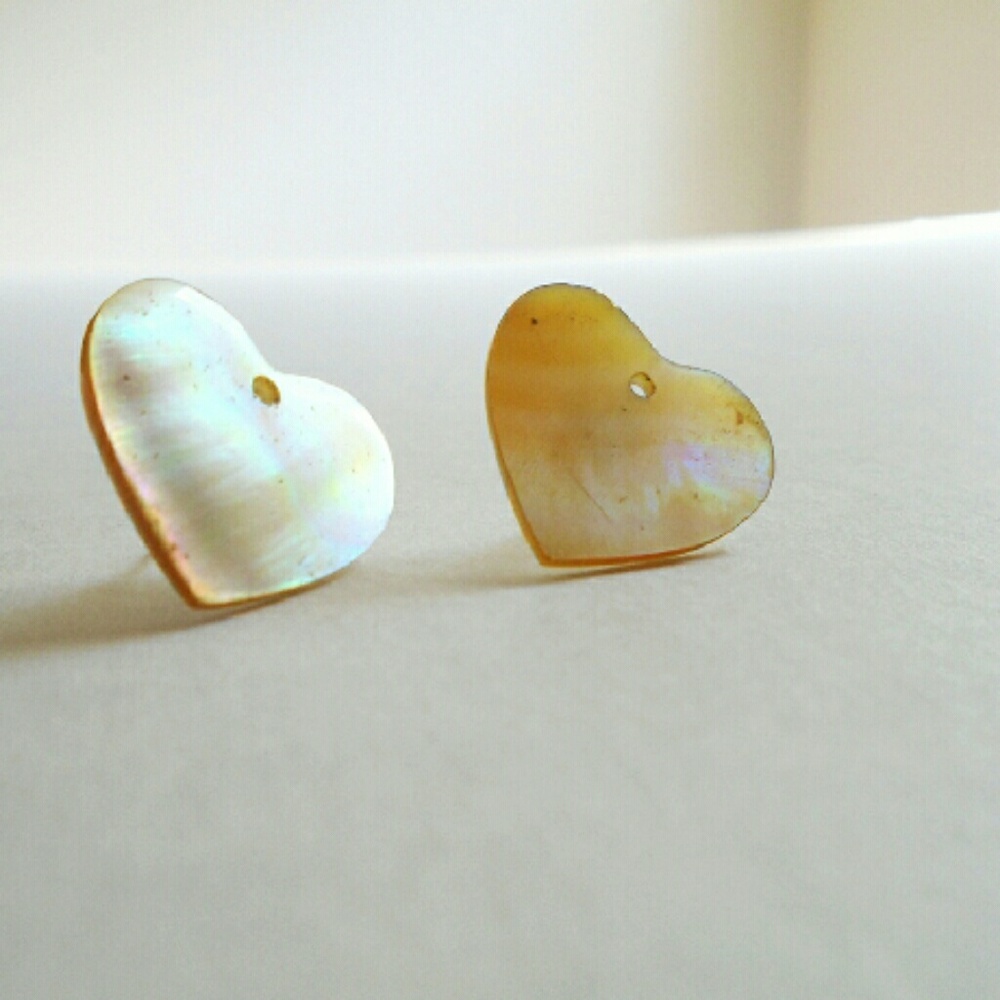 Heart seashell earrings